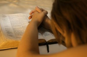 Quando você ora, o que acontece no mundo espiritual